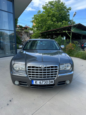 Chrysler 300c, снимка 1 - Автомобили и джипове - 45684616