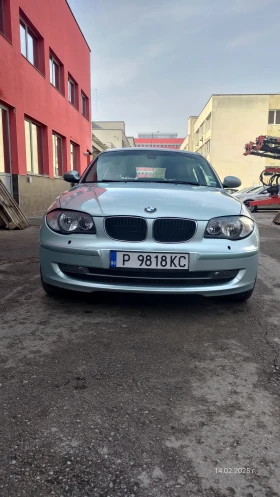 BMW 118 1er ( E 87 ) рейхе, снимка 2