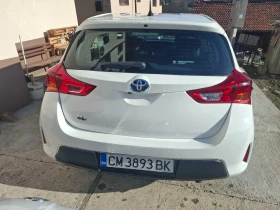 Toyota Auris 1.8 Hibrid, снимка 4