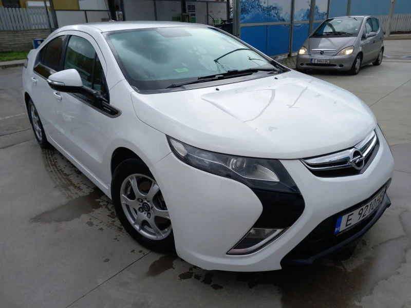 Opel Ampera ампера Швейцария , снимка 12 - Автомобили и джипове - 46937386