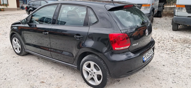 VW Polo, снимка 6 - Автомобили и джипове - 47229765