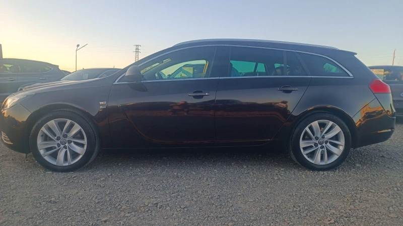 Opel Insignia 2.0 Т, снимка 7 - Автомобили и джипове - 47779713