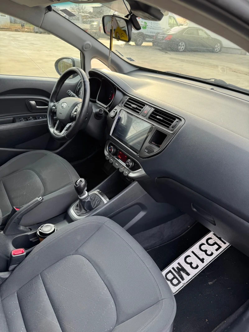 Kia Rio, снимка 15 - Автомобили и джипове - 48416836