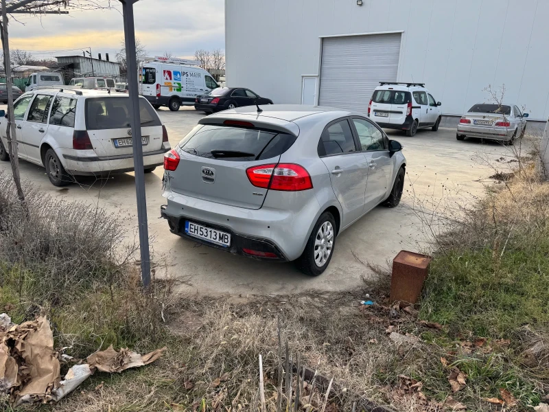 Kia Rio, снимка 14 - Автомобили и джипове - 48416836