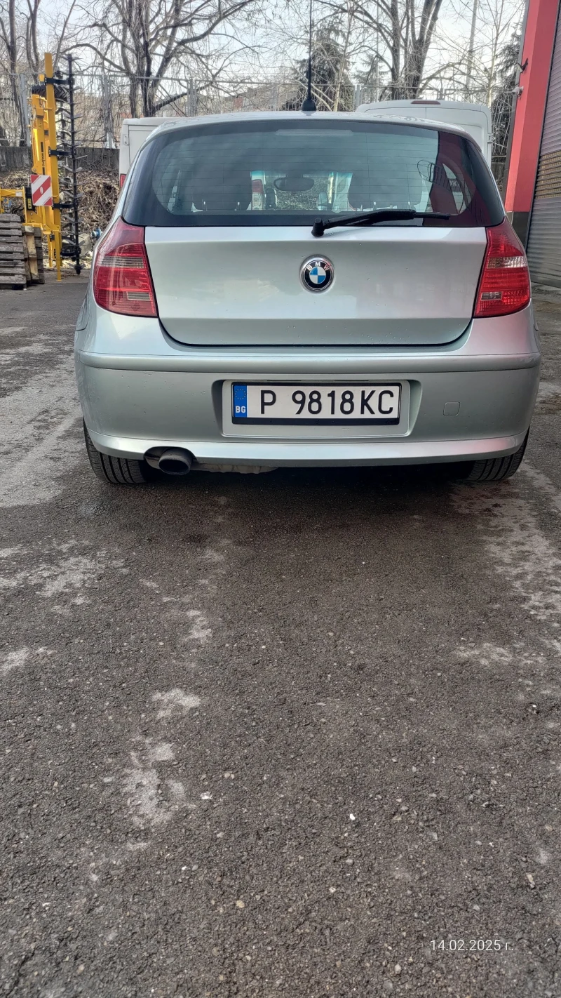 BMW 118 1er ( E 87 ) рейхе, снимка 5 - Автомобили и джипове - 49128271