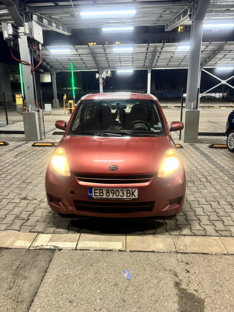 Daihatsu Sirion 1.0, снимка 1 - Автомобили и джипове - 49351138