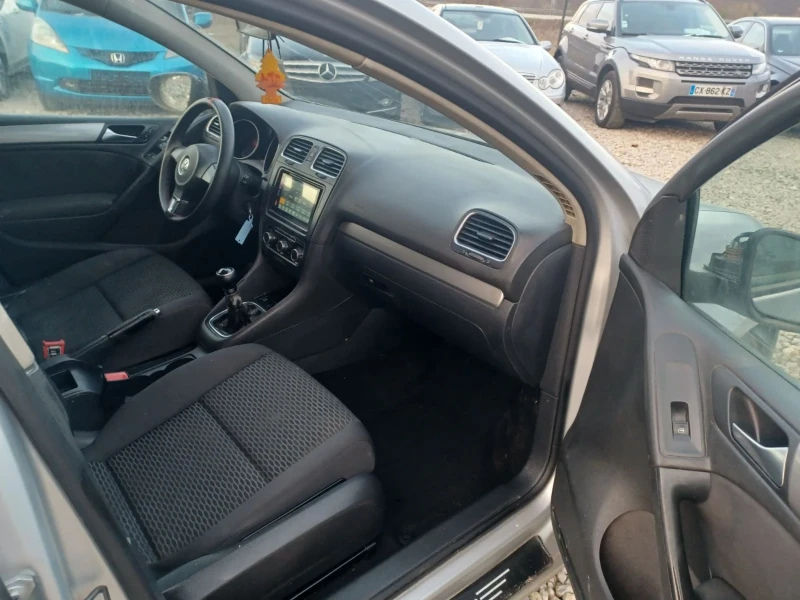 VW Golf 2.0TDI, снимка 12 - Автомобили и джипове - 49555565