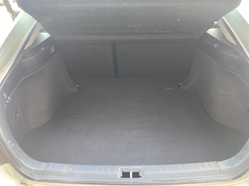 Toyota Avensis 1.8VVTI facelift , снимка 14 - Автомобили и джипове - 49700949