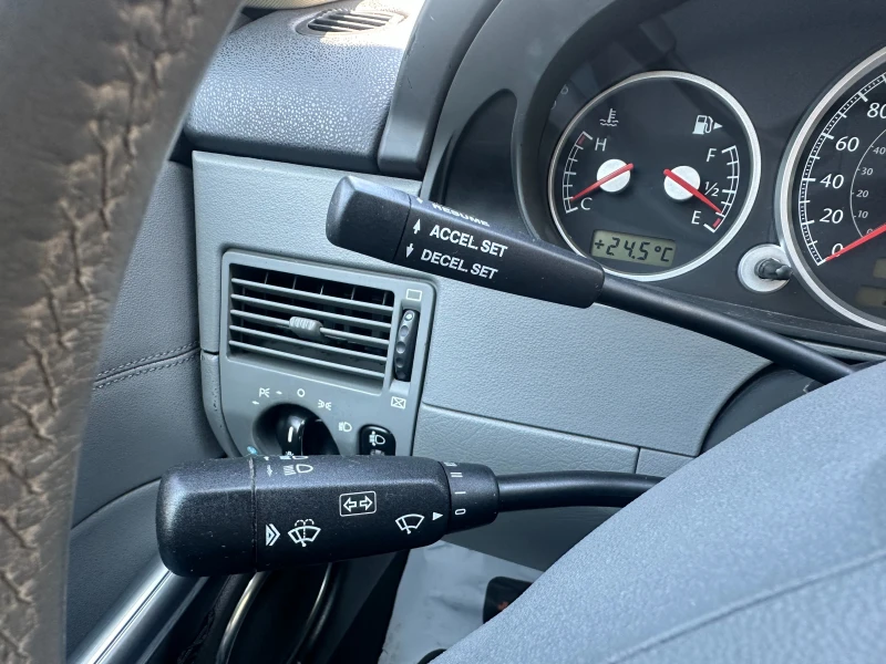 Chrysler Crossfire 3.2/Швейцария, снимка 12 - Автомобили и джипове - 51331033