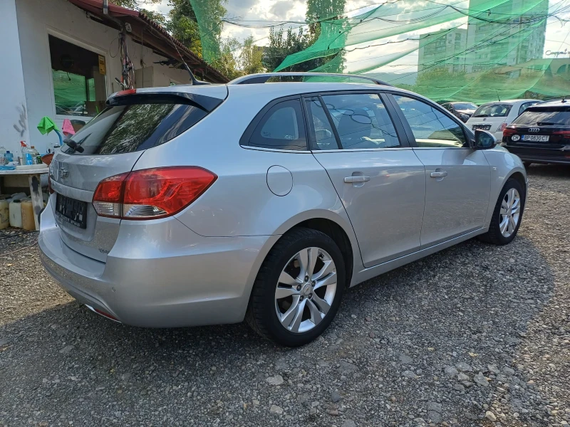 Chevrolet Cruze 1.7 CDTI, снимка 5 - Автомобили и джипове - 52115616