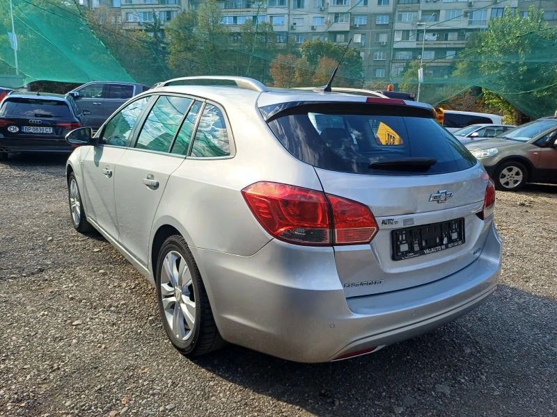 Chevrolet Cruze 1.7 CDTI, снимка 7 - Автомобили и джипове - 52115616