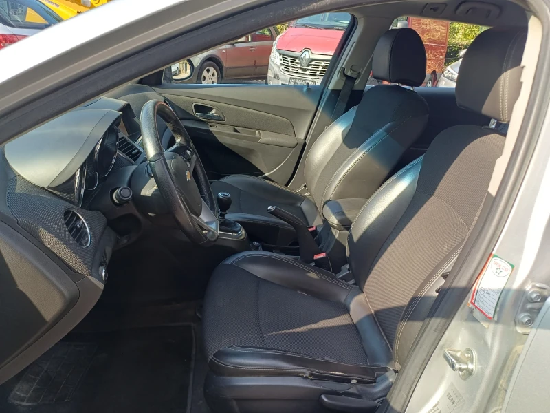 Chevrolet Cruze 1.7 CDTI, снимка 8 - Автомобили и джипове - 52115616