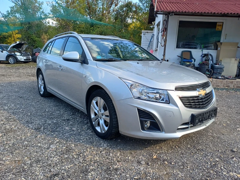 Chevrolet Cruze 1.7 CDTI, снимка 3 - Автомобили и джипове - 52115616