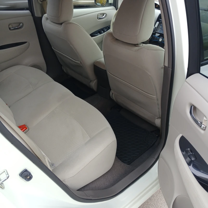 Nissan Leaf , снимка 16 - Автомобили и джипове - 53082707