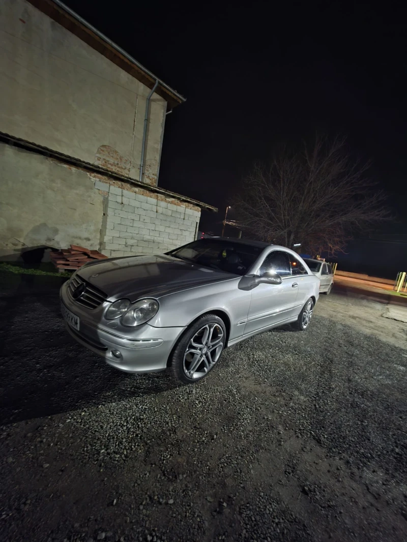 Mercedes-Benz CLK 270 CDI, Koja, Navi, РЪЧКА 6 СК., снимка 3 - Автомобили и джипове - 53124131