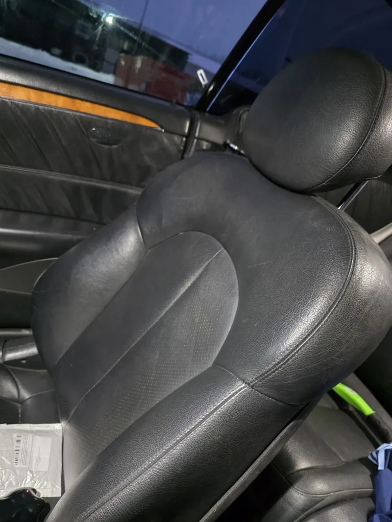 Mercedes-Benz CLK 270 CDI, Koja, Navi, РЪЧКА 6 СК., снимка 14 - Автомобили и джипове - 53124131