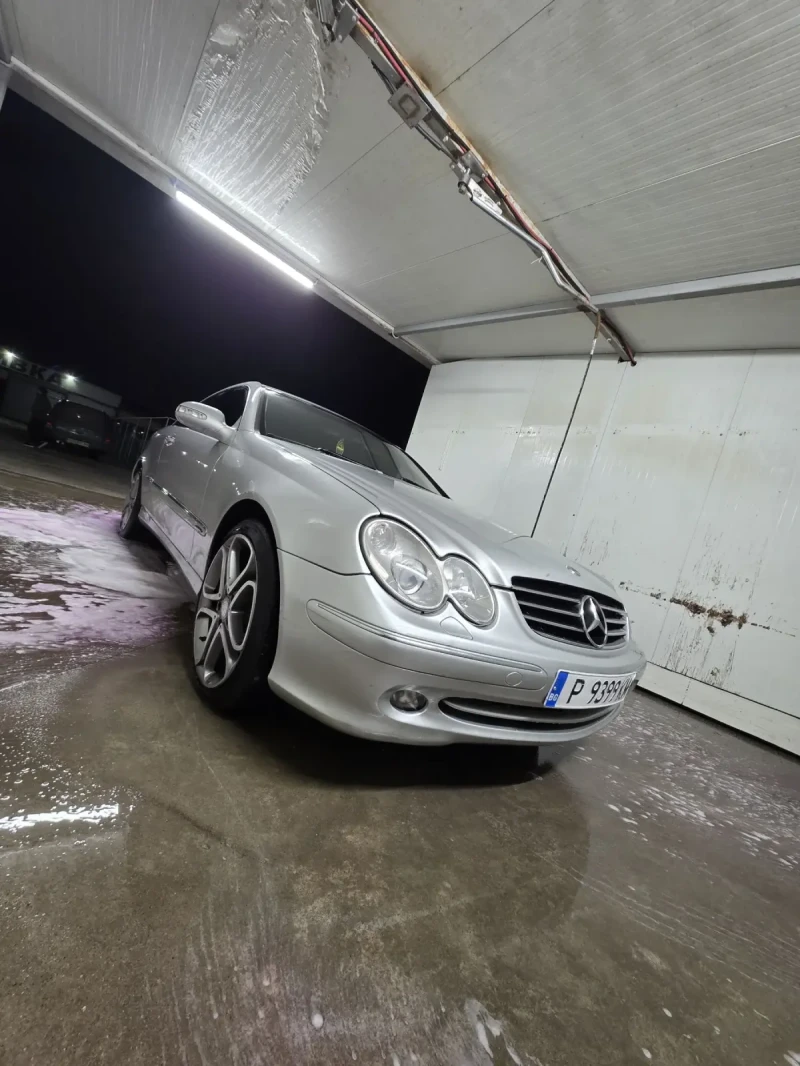 Mercedes-Benz CLK 270 CDI, Koja, Navi, РЪЧКА 6 СК., снимка 2 - Автомобили и джипове - 53124131
