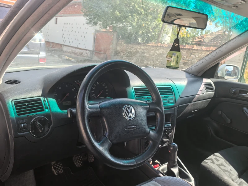 VW Bora, снимка 6 - Автомобили и джипове - 53250312