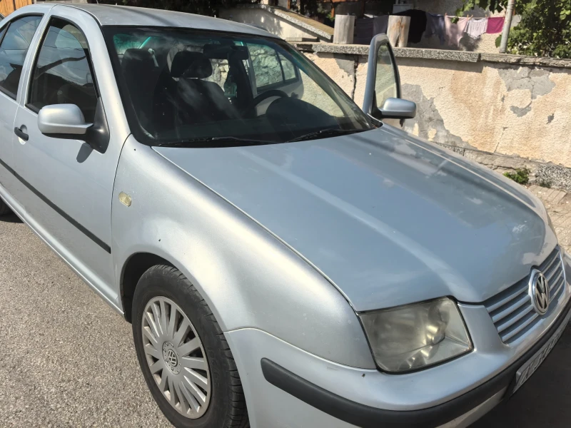 VW Bora, снимка 2 - Автомобили и джипове - 53250312