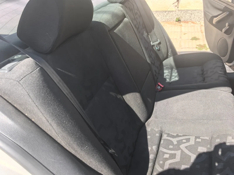 VW Bora, снимка 9 - Автомобили и джипове - 53250312