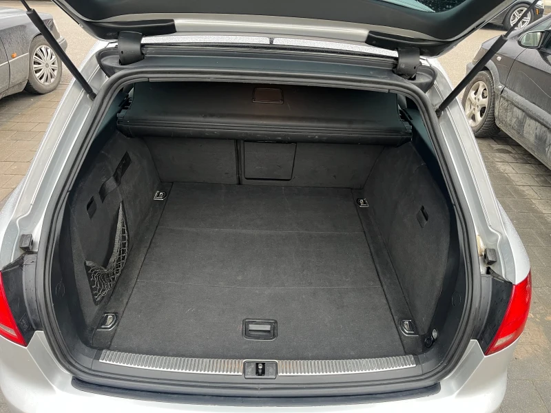 Audi A4 2.0TDI, снимка 10 - Автомобили и джипове - 53385462