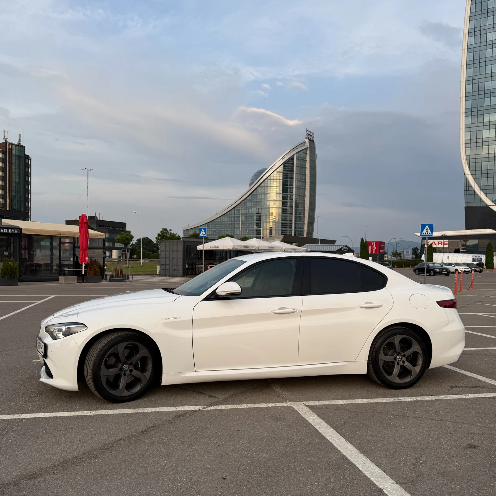Alfa Romeo Giulia Q4 Veloce - изображение 5