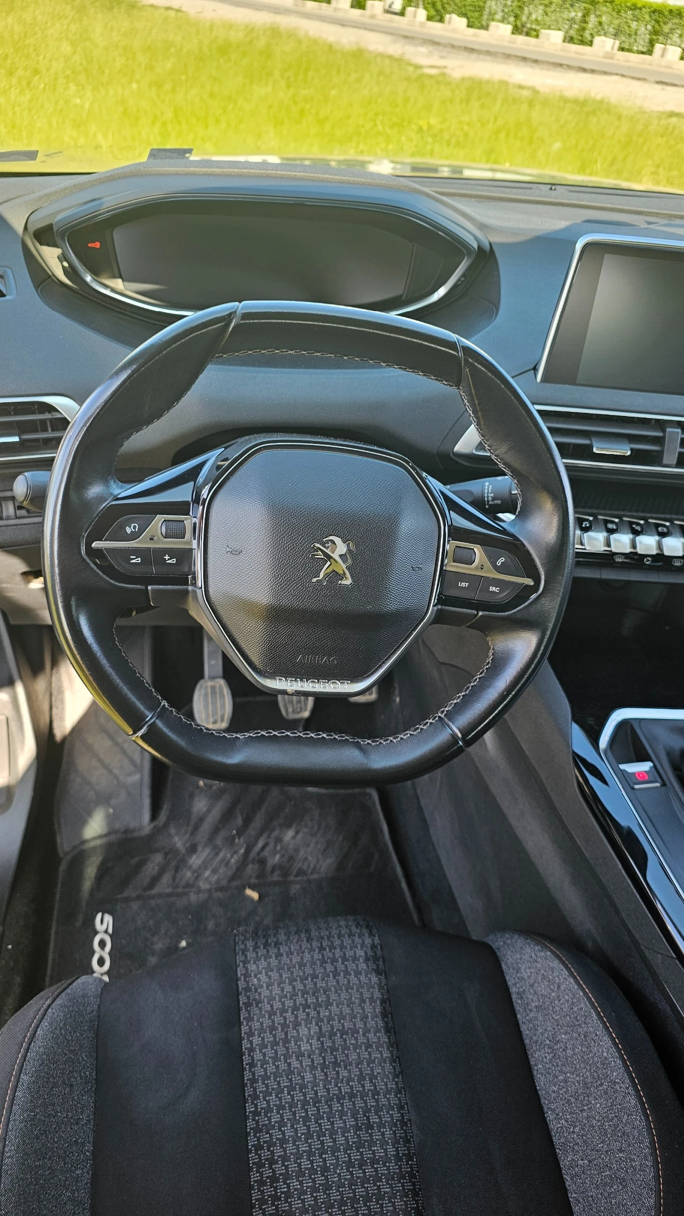 Peugeot 5008 1.6 Blue HDI / 7 места - изображение 6