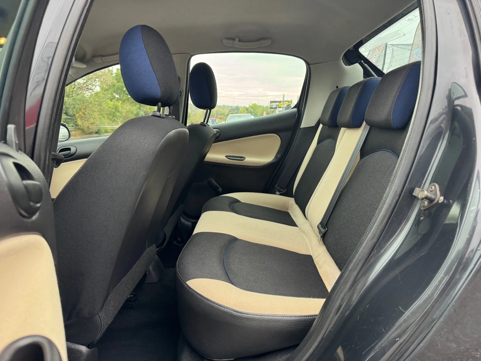Peugeot 206 1.4HDI* РЕГИСТРИРАН* 4 ВРАТИ - изображение 10