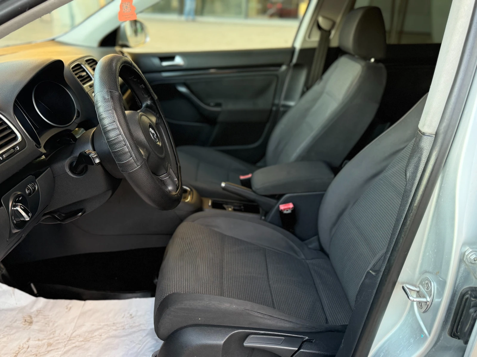 VW Golf Variant 6 МЕСЕЦА ГАРАНЦИЯ/1.6TDI 105к.с. Камера | Mobile.bg — изображение 7