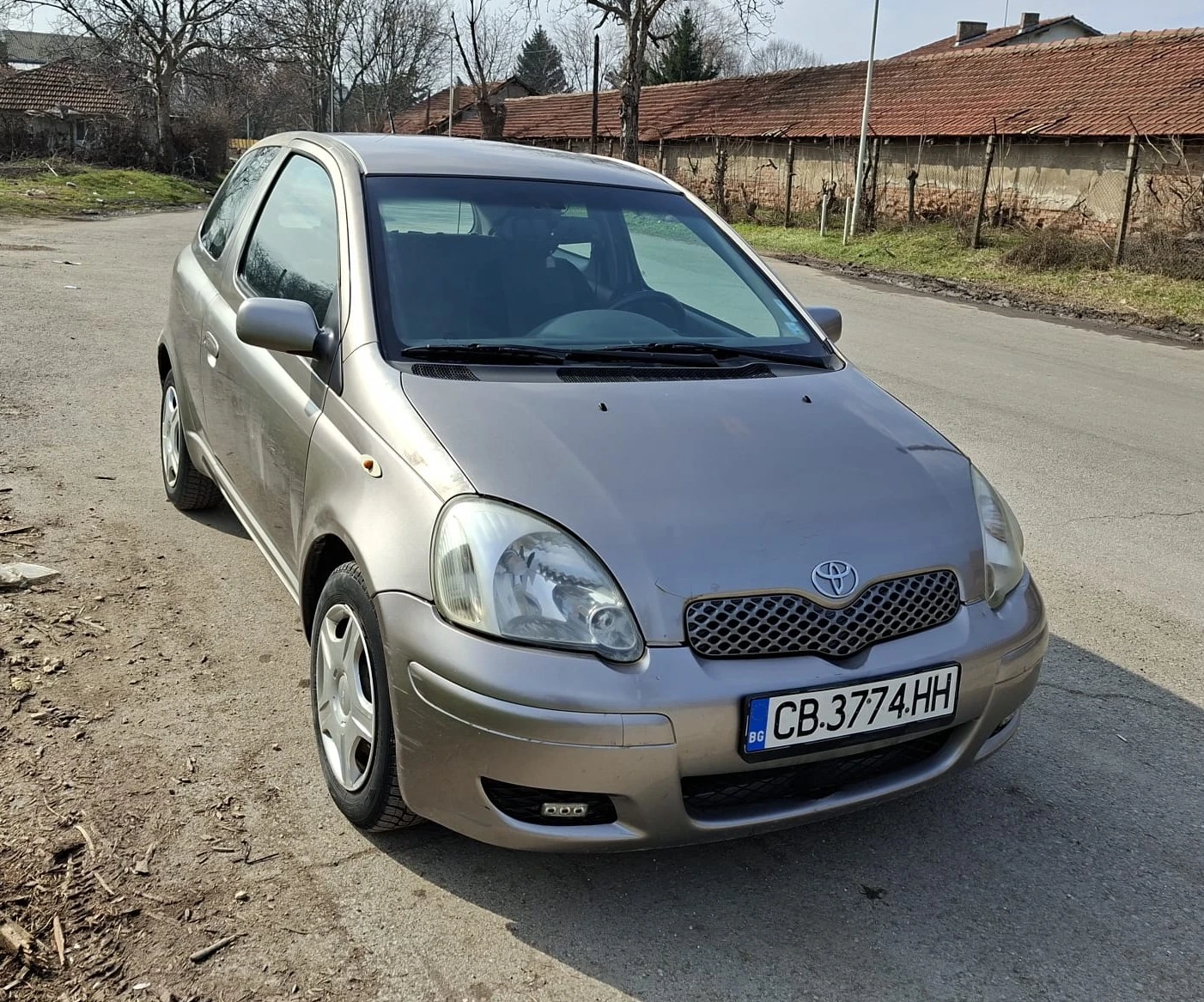 Toyota Yaris, снимка 5 - Автомобили и джипове - 53861044