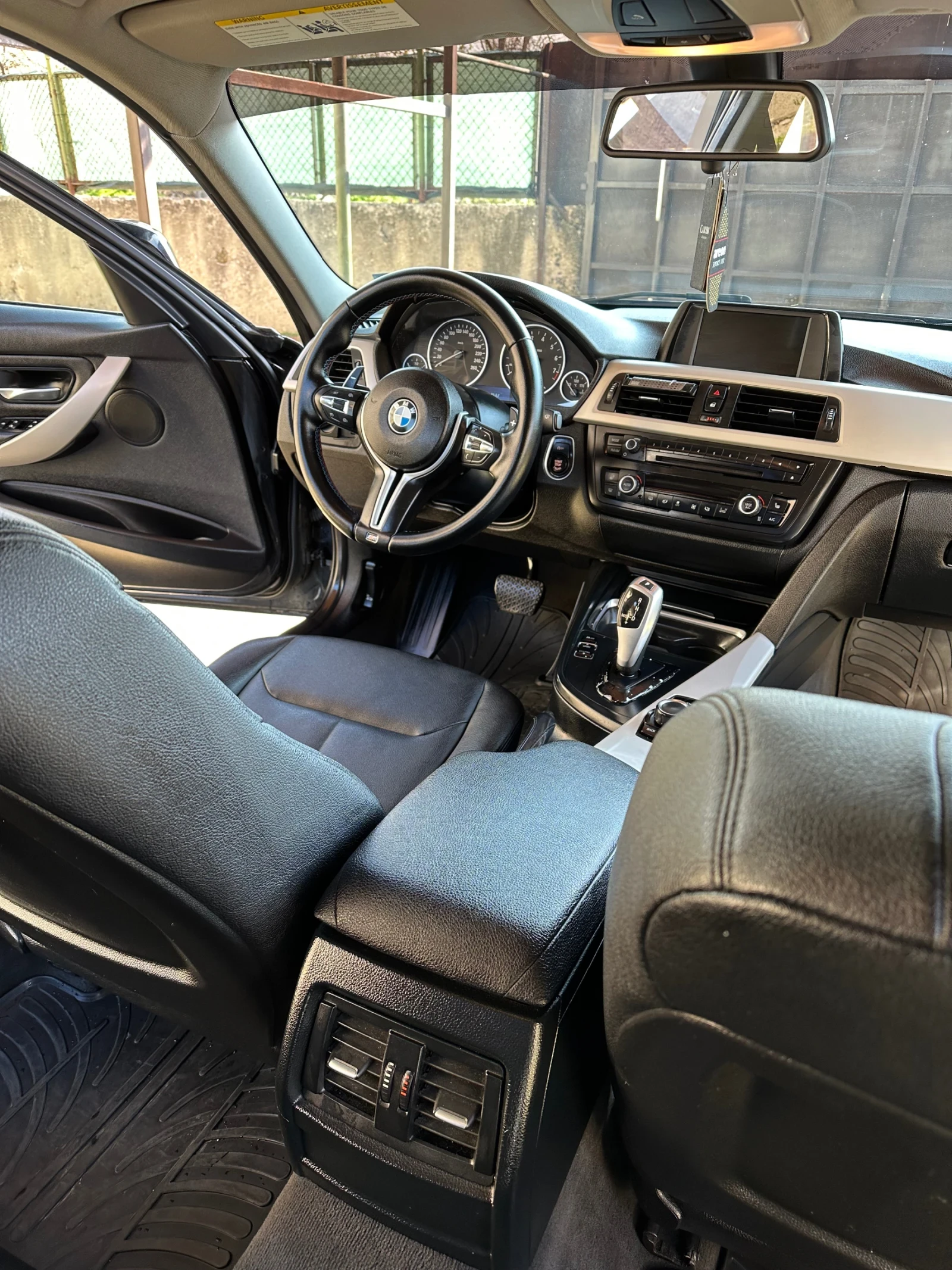 BMW 320, снимка 9 - Автомобили и джипове - 54153618