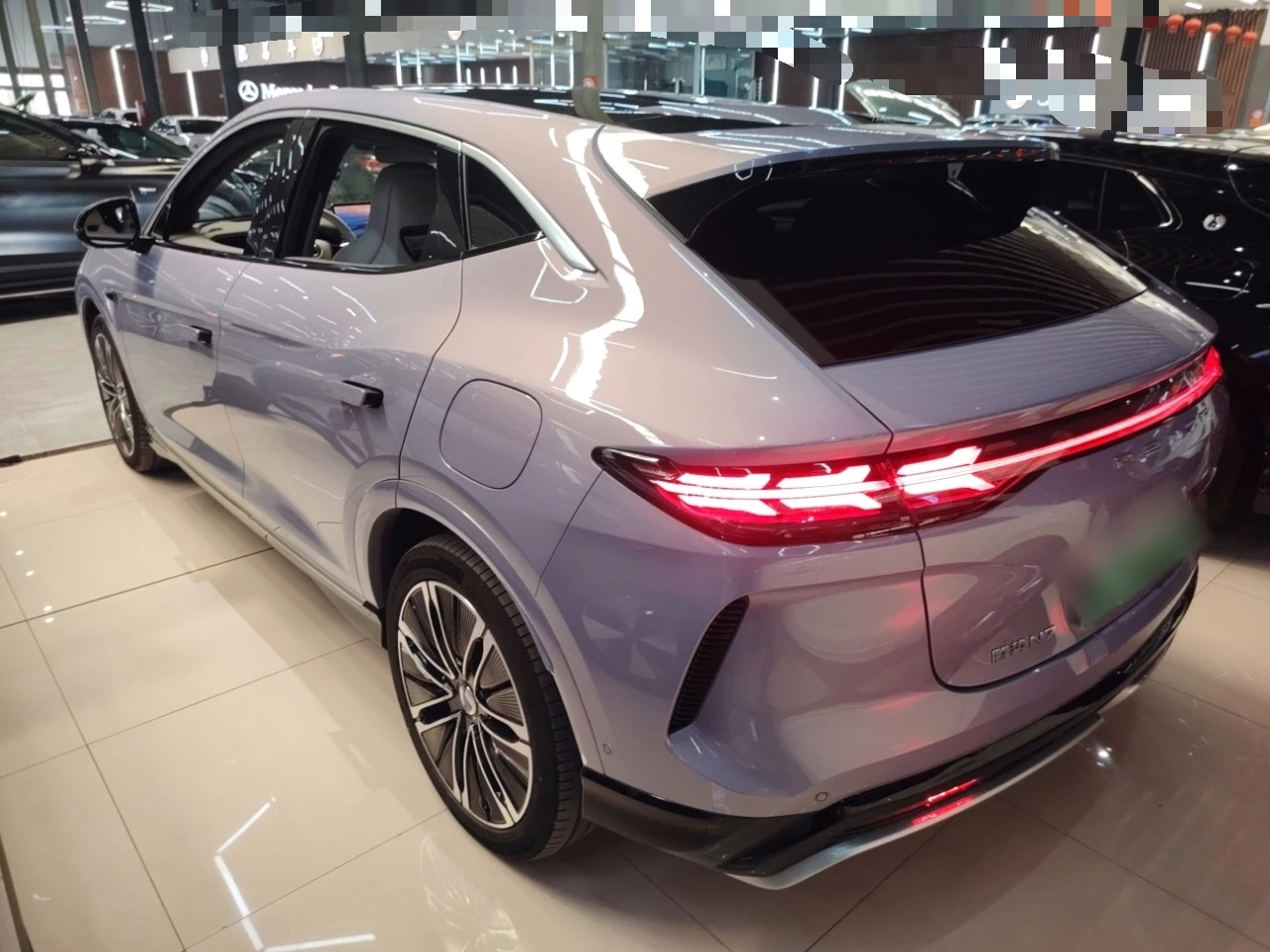 Denza N7 2025 AWD Flagship Edition 91.3kWh, снимка 6 - Автомобили и джипове - 54235667