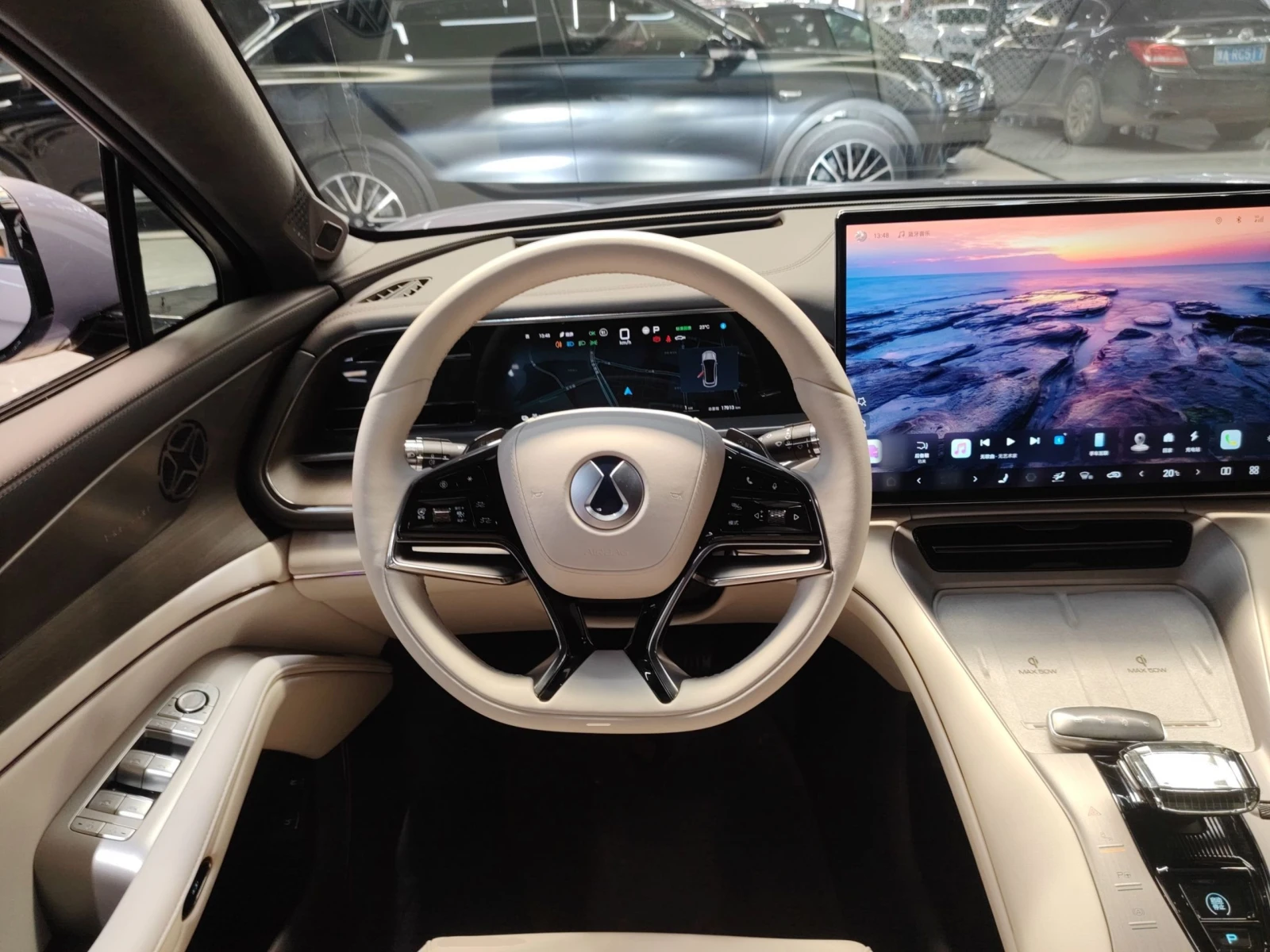 Denza N7 2025 AWD Flagship Edition 91.3kWh, снимка 12 - Автомобили и джипове - 54235667