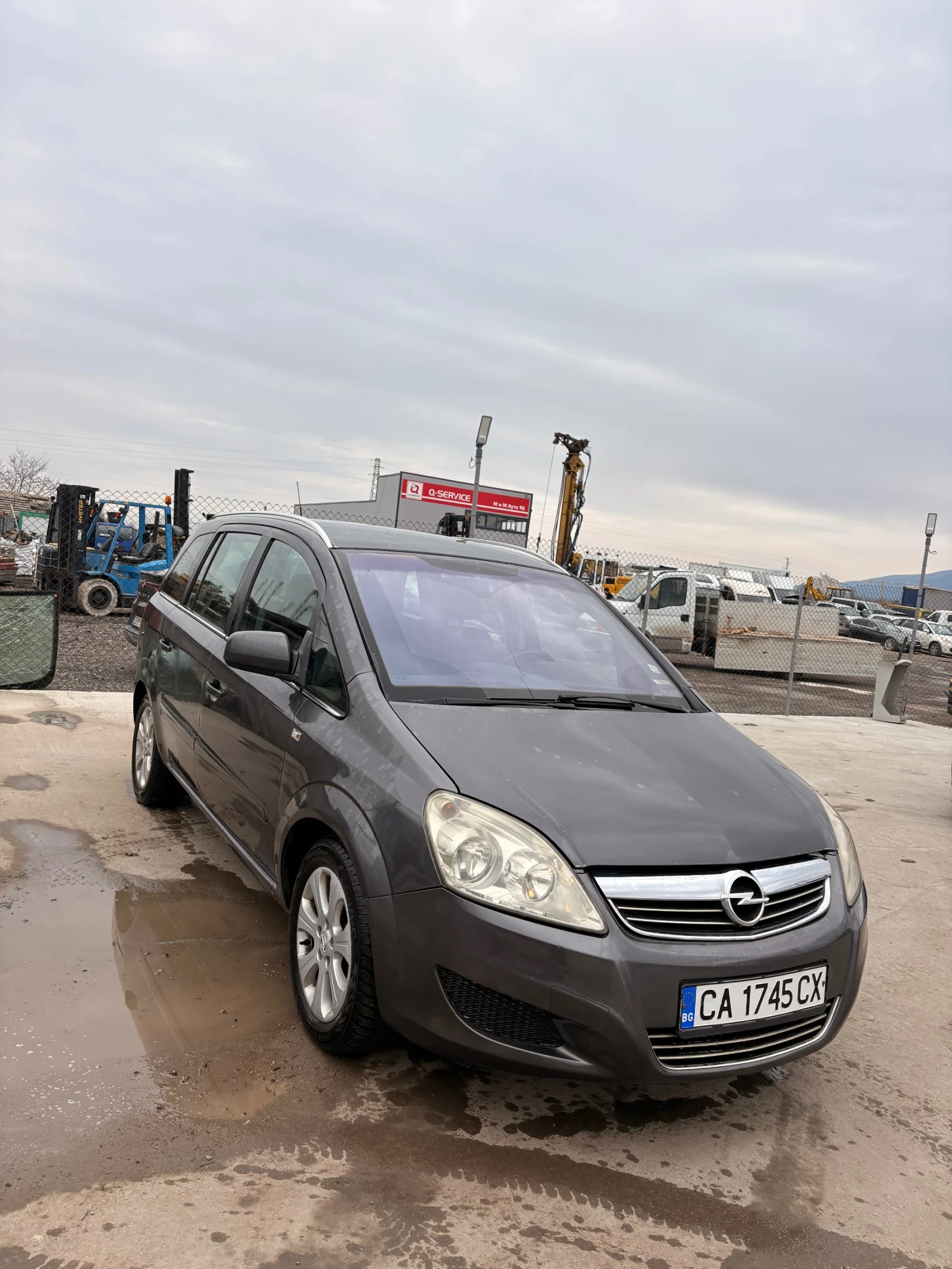 Opel Zafira 1.9 CDTI, снимка 2 - Автомобили и джипове - 54303164