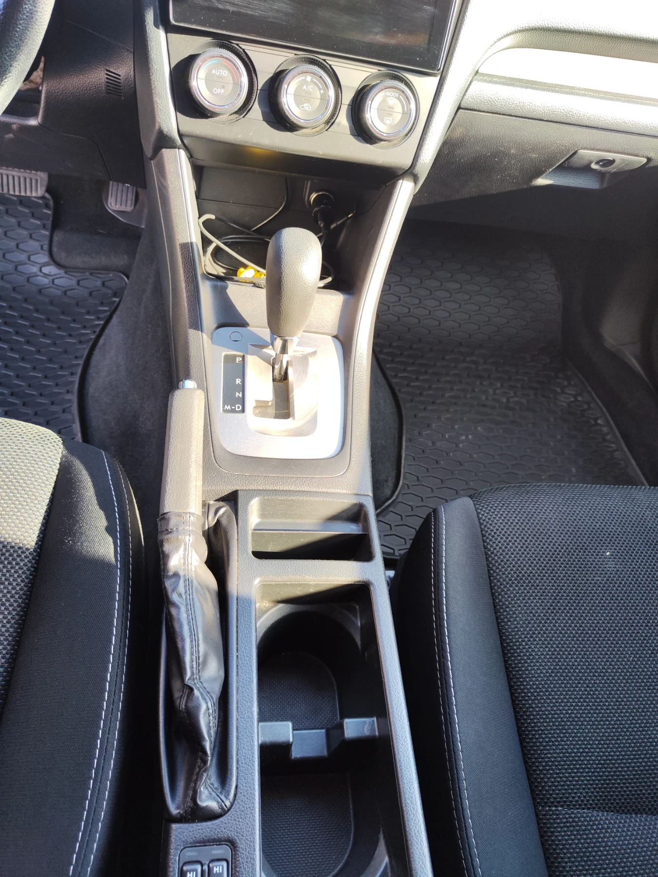 Subaru XV, снимка 14 - Автомобили и джипове - 54321277