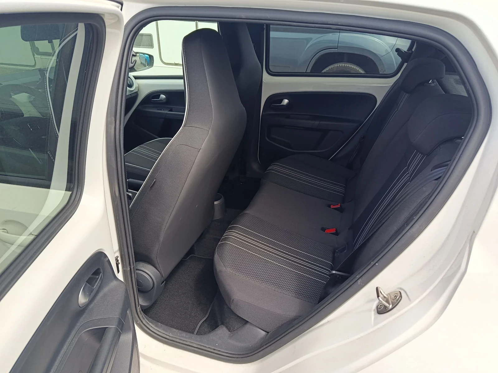 Seat Mii ABEBMA, снимка 9 - Автомобили и джипове - 54504086
