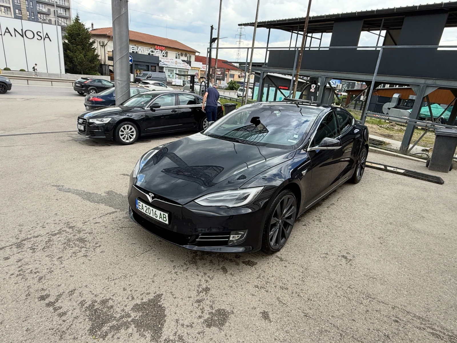 Tesla Model S