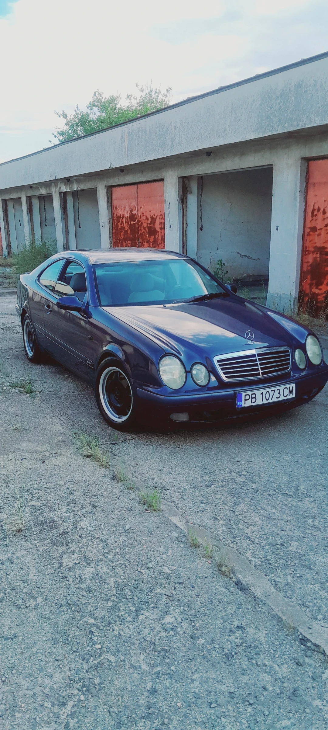 Mercedes-Benz CLK 2.0, снимка 2 - Автомобили и джипове - 54803783