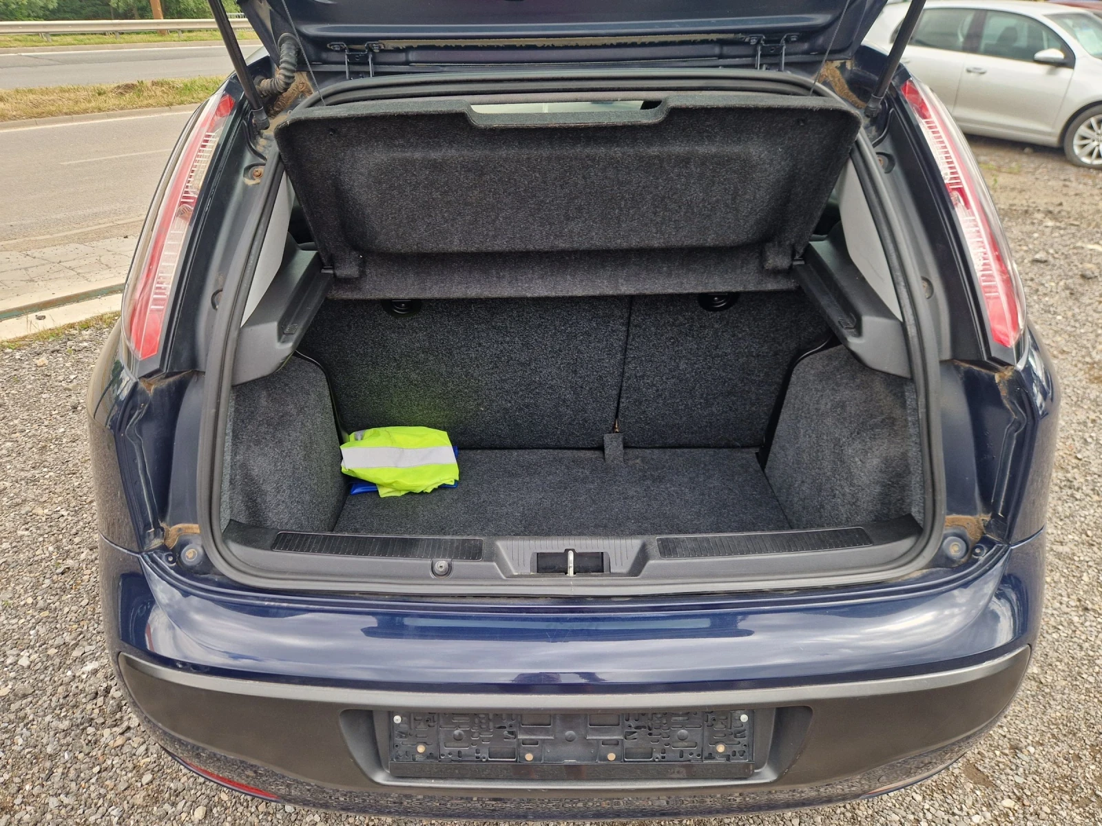 Fiat Punto 1.3M-JET 75HP.EVO ITALIA, снимка 10 - Автомобили и джипове - 54899250