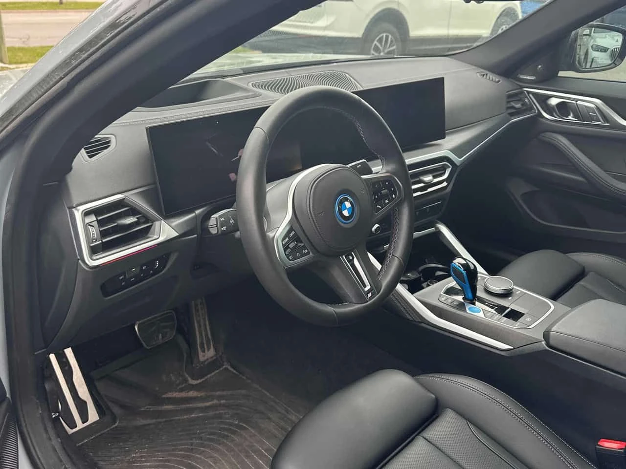 BMW i4 M50 XDRIVE/CARFAX/LASER/OT BMW, снимка 7 - Автомобили и джипове - 55004649