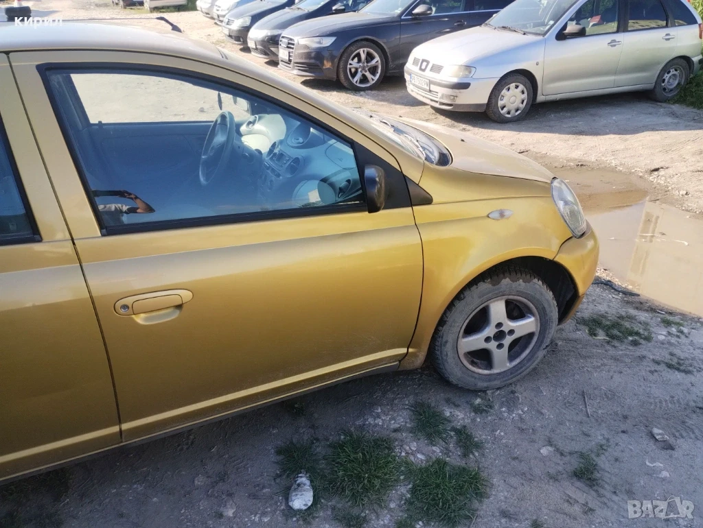 Toyota Yaris 2000, снимка 7 - Автомобили и джипове - 55316179