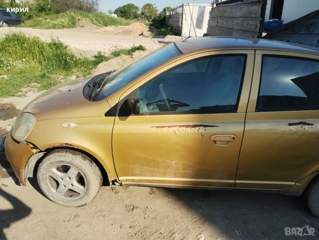 Toyota Yaris 2000, снимка 4 - Автомобили и джипове - 55316179