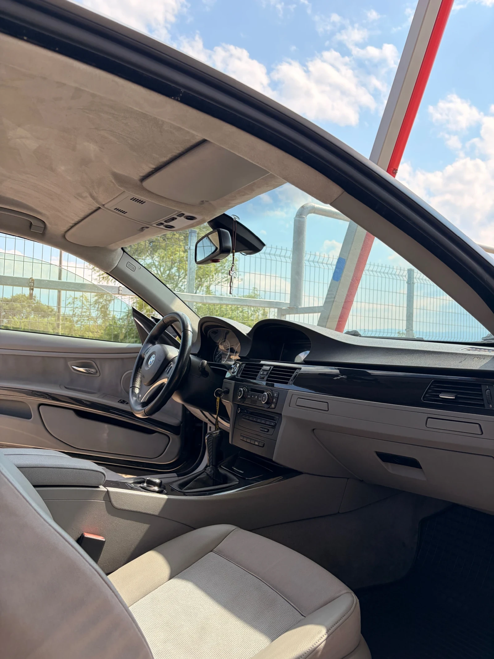 BMW 320, снимка 9 - Автомобили и джипове - 55436253