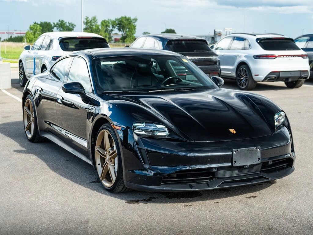 Porsche Taycan, снимка 4 - Автомобили и джипове - 55436451