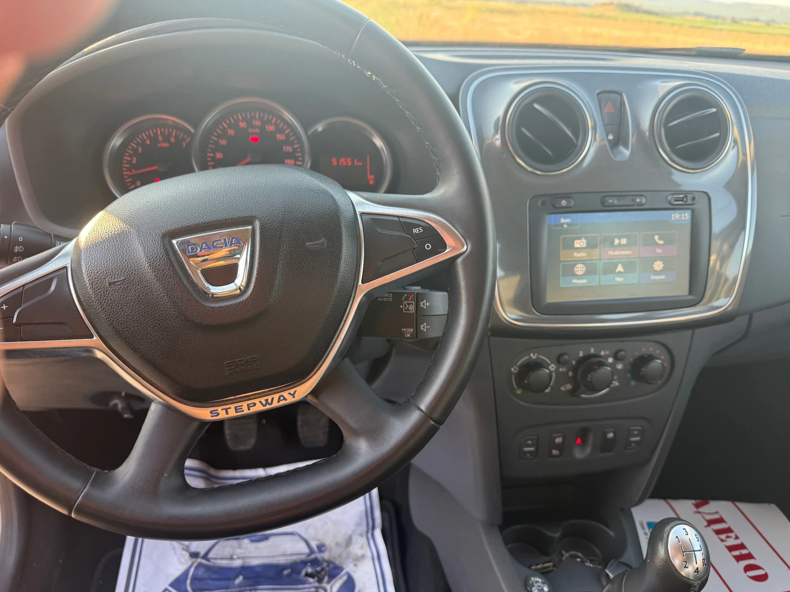 Dacia Sandero Stepway, снимка 8 - Автомобили и джипове - 55572798