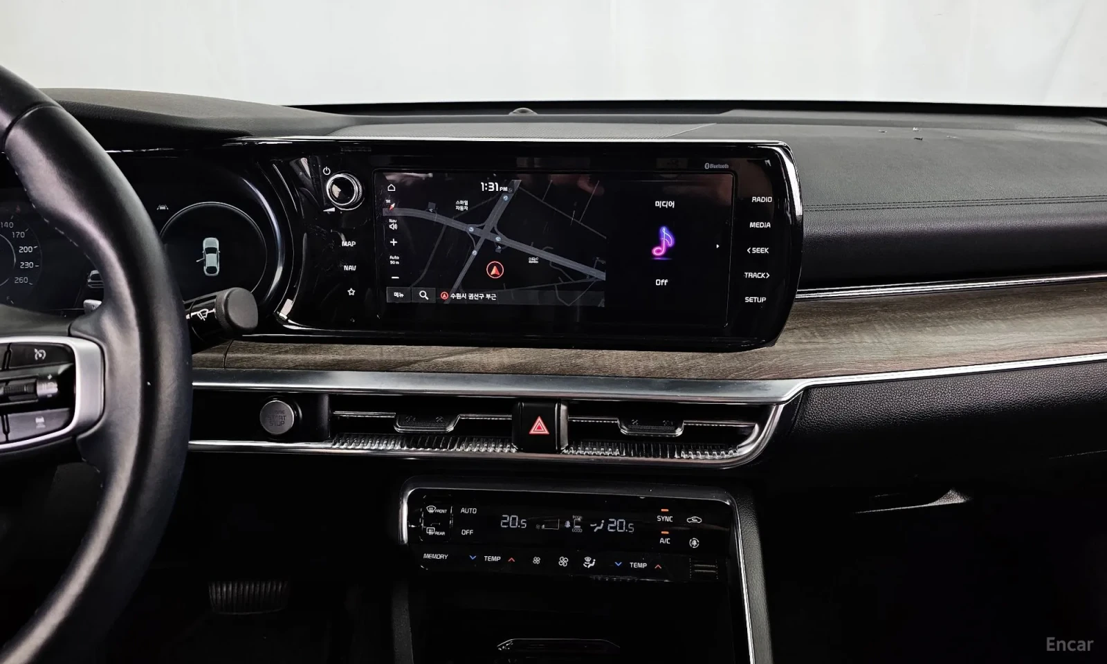 Kia K5 Фулл екстри\Дигитално Табло\Камера 360, снимка 14 - Автомобили и джипове - 55587707