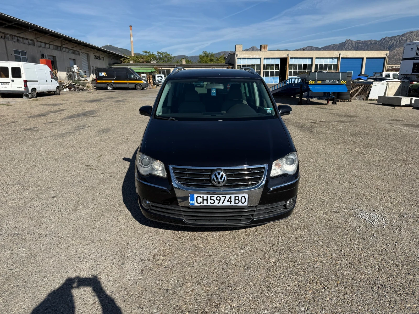 VW Touran 1.9TDI, 6 скорости, снимка 3 - Автомобили и джипове - 56323500