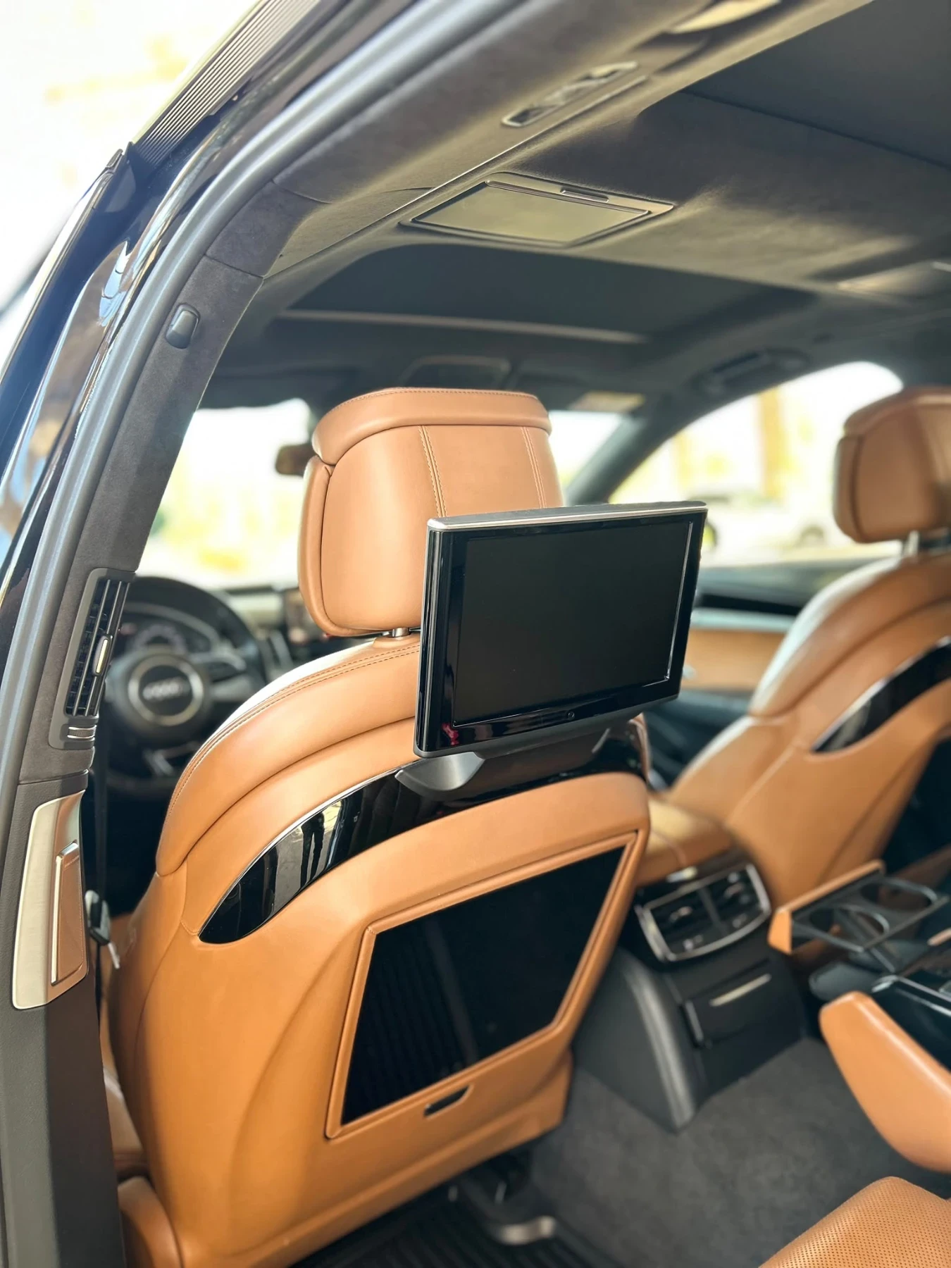 Audi A8 4.2TDI / Long / FULL , снимка 4 - Автомобили и джипове - 56443250