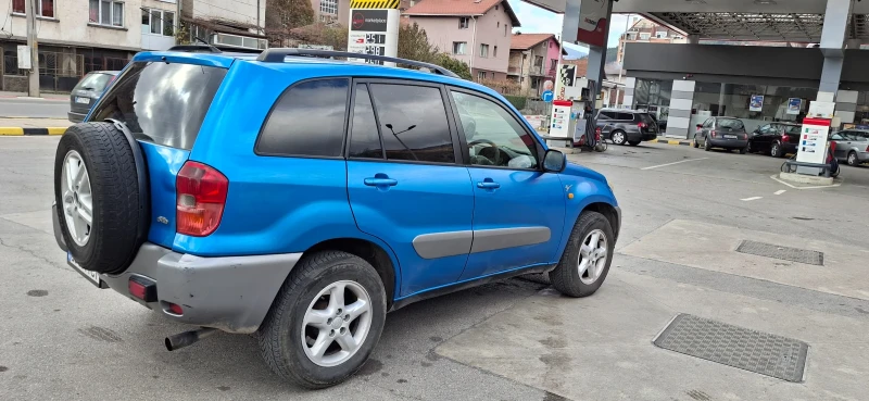 Toyota Rav4 Десен волан, снимка 5 - Автомобили и джипове - 48082238