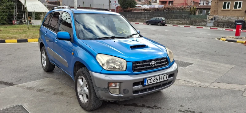 Toyota Rav4 Десен волан, снимка 3 - Автомобили и джипове - 48082238